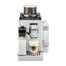 Vista frontal de la cafetera superautomática Delonghi Rivelia color blanco